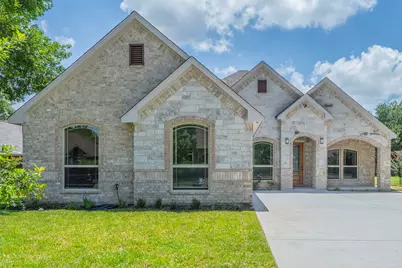 938 Fairway Drive, Duncanville, TX 75137 - Photo 1