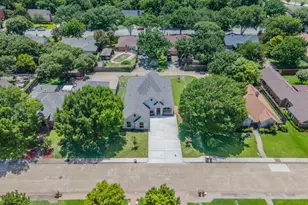 938 Fairway Dr, Duncanville, TX 75137 - Photo 1
