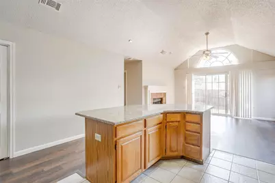 701 Cross Ridge Circle N, Fort Worth, TX 76120 - Photo 14