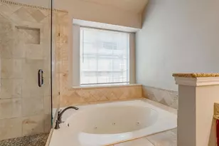 701 Cross Ridge Circle N, Fort Worth, TX 76120 - Photo 10