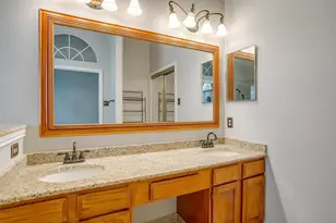 701 Cross Ridge Circle N, Fort Worth, TX 76120 - Photo 8