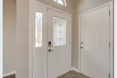 701 Cross Ridge Circle N, Fort Worth, TX 76120 - Photo 2