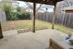 1722 Creekpoint Dr, Lewisville, TX 75067 - Photo 18