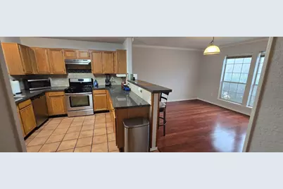 1722 Creekpoint Drive, Lewisville, TX 75067 - Photo 10