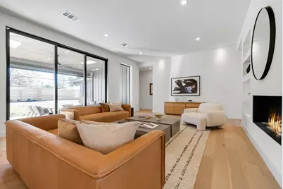 3832 Blue Trace Lane, Farmers Branch, TX 75244 - Photo 6