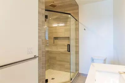 2000 Park Avenue #110, Dallas, TX 75215 - Photo 18