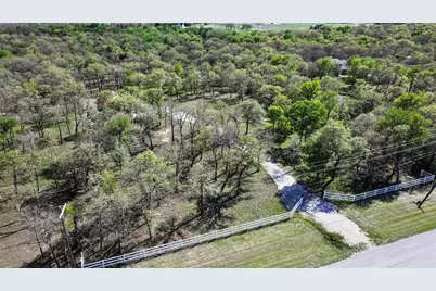 246 Silver Lakes Drive, Sunset, TX 76270 - Photo 12