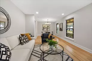 10524 Coleridge St, Dallas, TX 75218 - Photo 2