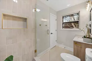 10524 Coleridge St, Dallas, TX 75218 - Photo 12