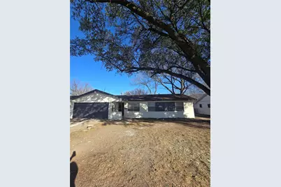 605 Colgate Drive, Lancaster, TX 75134 - Photo 2