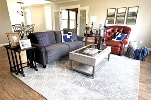 2152 Sommerfeld Dr, Waco, TX 76705 - Photo 6