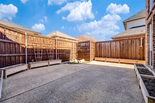 2344 Chenault Dr, Frisco, TX 75033 - Photo 38