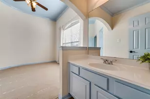 2344 Chenault Dr, Frisco, TX 75033 - Photo 32