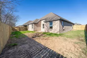 1032 Springview Ln, Mabank, TX 75147 - Photo 32