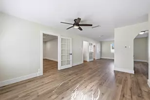 1016 Calcutta St, Hurst, TX 76053 - Photo 28