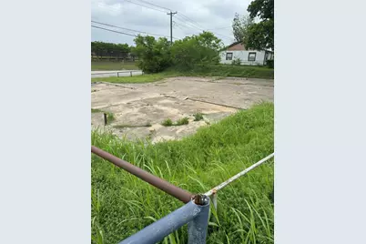 6110 E Belknap Street, Haltom City, TX 76117 - Photo 2