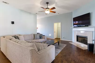 905 Forest Hollow Drive, Hurst, TX 76053 - Photo 8