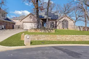 905 Forest Hollow Dr, Hurst, TX 76053 - Photo 1