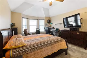 905 Forest Hollow Dr, Hurst, TX 76053 - Photo 18