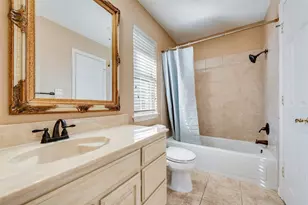 4601 Edge Creek Ln, Arlington, TX 76017 - Photo 34