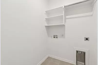 5250 Springlake Parkway, Haltom City, TX 76117 - Photo 14