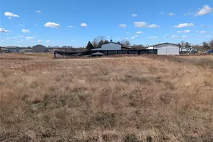 276 Victory Dr, Mabank, TX 74147 - Photo 1