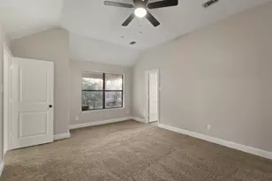 1129 Harvest Hill Ln, Lancaster, TX 75146 - Photo 16