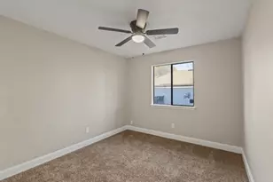 1129 Harvest Hill Ln, Lancaster, TX 75146 - Photo 10