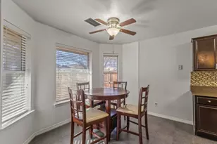 205 Vista Ridge Dr, Venus, TX 76084 - Photo 4