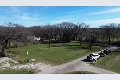 304 N Miller Avenue, Hubbard, TX 76648 - Photo 10