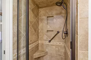 500 Cheyenne Ct S, Irving, TX 75062 - Photo 8