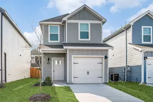 321 Tall Cedar Wy, Princeton, TX 75407 - Photo 1