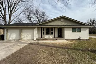 2500 Rolling Hills Dr, Greenville, TX 75402 - Photo 1