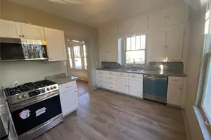 705 W 9th St, Cisco, TX 76437 - Photo 6