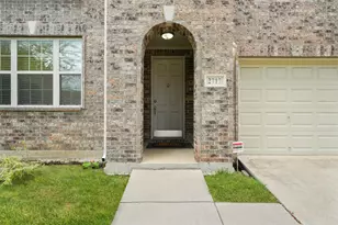 2717 Evening Mist Dr, Little Elm, TX 75068 - Photo 4