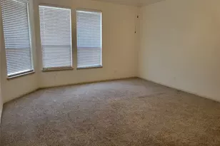 508 Hummingbird Dr, Little Elm, TX 75068 - Photo 6