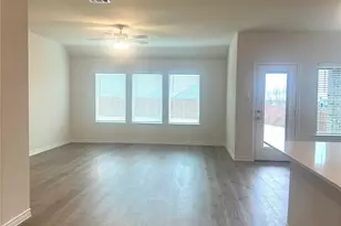 655 Divine Gardens Dr, Lavon, TX 75166 - Photo 4