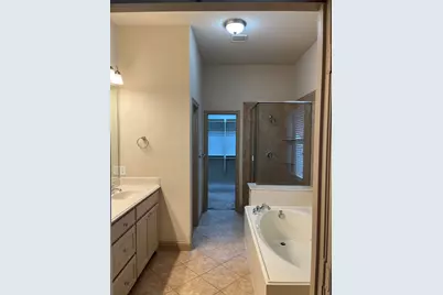 817 La Cima, Irving, TX 75039 - Photo 8