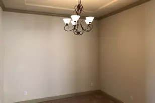 817 La Cima, Irving, TX 75039 - Photo 14