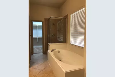 817 La Cima, Irving, TX 75039 - Photo 6