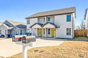 2608 S Fannin Ave, Denison, TX 75020 - Photo 2