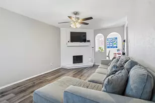 5544 Dunson Dr, Haltom City, TX 76148 - Photo 2