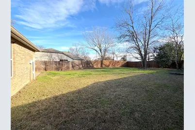 1108 W Day Street, Denison, TX 75020 - Photo 20