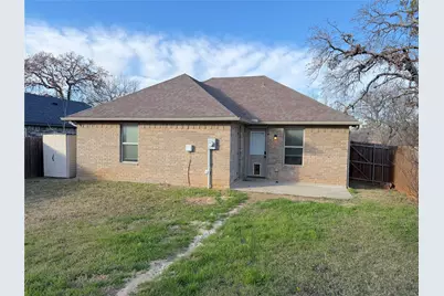 1108 W Day Street, Denison, TX 75020 - Photo 18