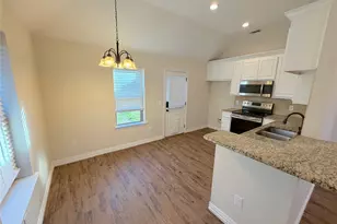 1108 W Day St, Denison, TX 75020 - Photo 6