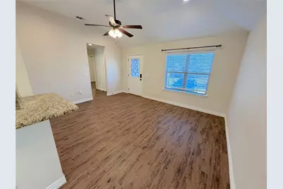 1108 W Day Street, Denison, TX 75020 - Photo 4