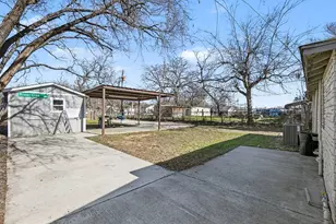 3817 E 1st St, Fort Worth, TX 76111 - Photo 20