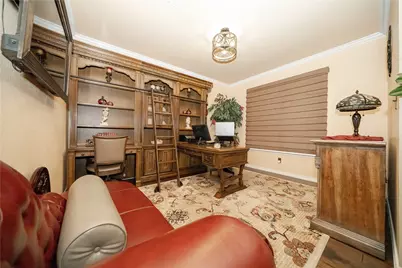 4821 Gloucester Drive, Grand Prairie, TX 75052 - Photo 2