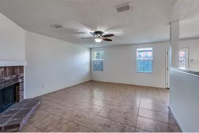 8402 Olivia Meadow Drive, Arlington, TX 76002 - Photo 2