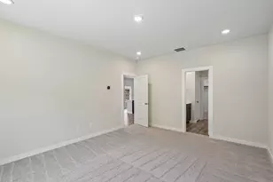 450 Suffolk Dr, Ferris, TX 75125 - Photo 18